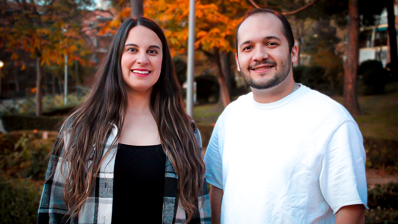 Fundadores de Vive Simple, Elvis y Mica