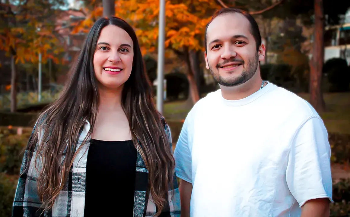 Micaela Araujo Magni y Elvis Finol, cofundadores de Vive Simple
